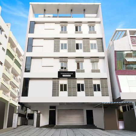 Super Townhouse Alwal Road 호텔 Trimulgherry 외부 사진