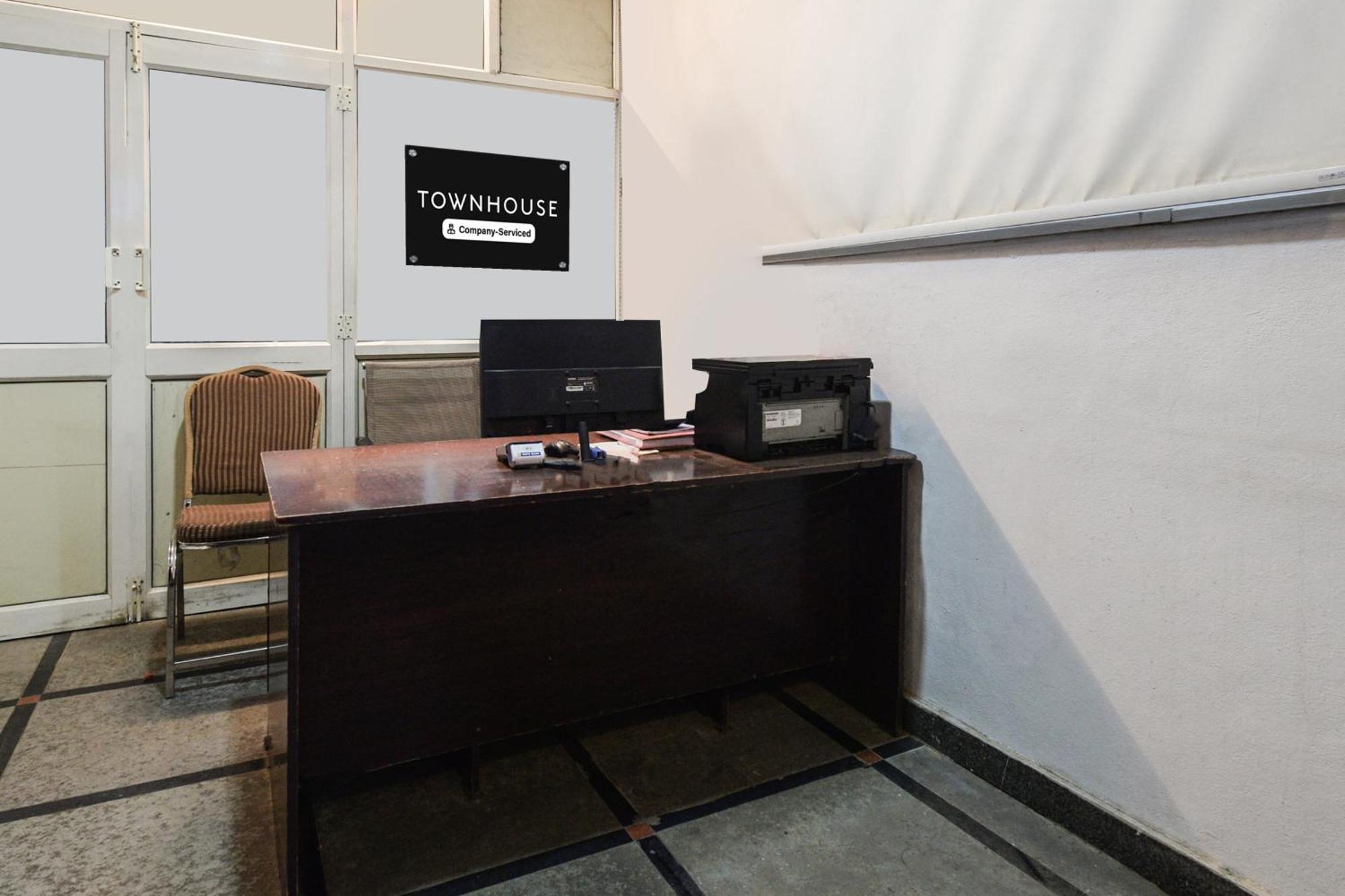Super Townhouse Alwal Road 호텔 Trimulgherry 외부 사진