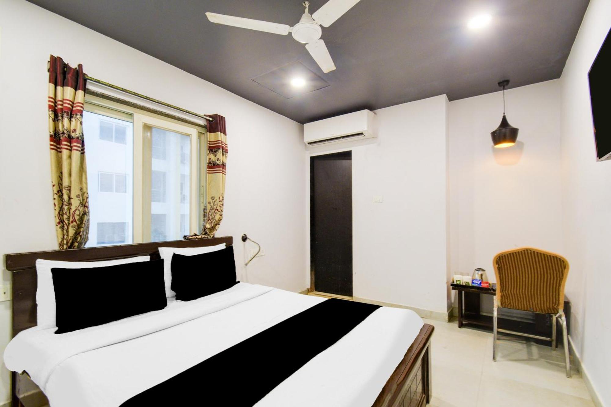 Super Townhouse Alwal Road 호텔 Trimulgherry 외부 사진