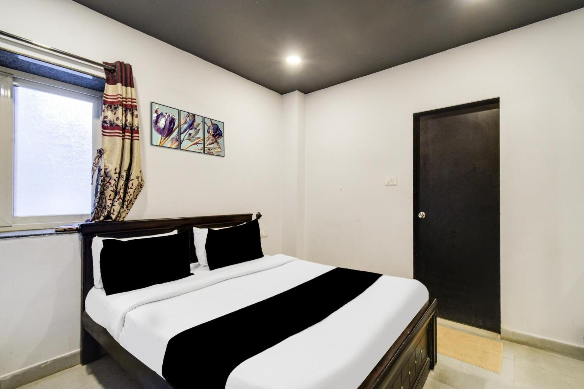 Super Townhouse Alwal Road 호텔 Trimulgherry 외부 사진